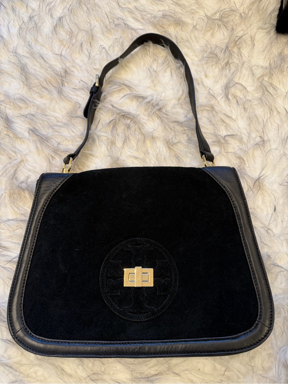 Tory Burch Black Women's Shoulder Bag with Gold Turn-Lock